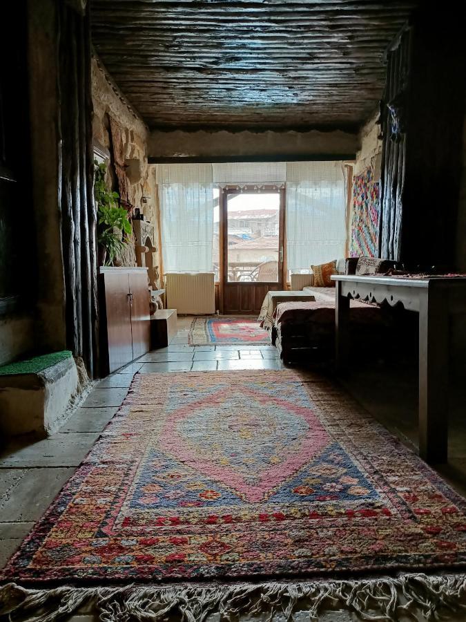 Naturels Cave House Юргюп Екстериор снимка
