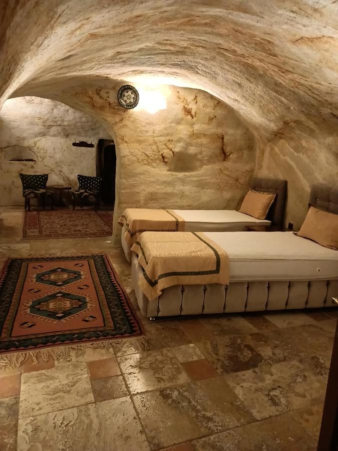 Naturels Cave House Юргюп Екстериор снимка