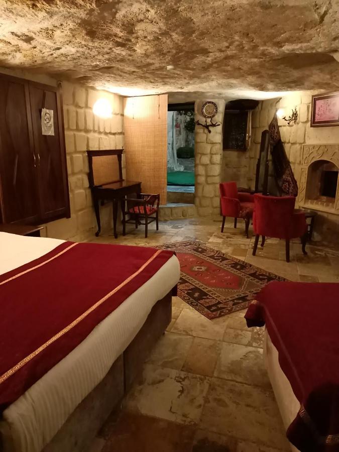 Naturels Cave House Юргюп Екстериор снимка