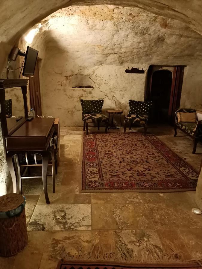Naturels Cave House Юргюп Екстериор снимка