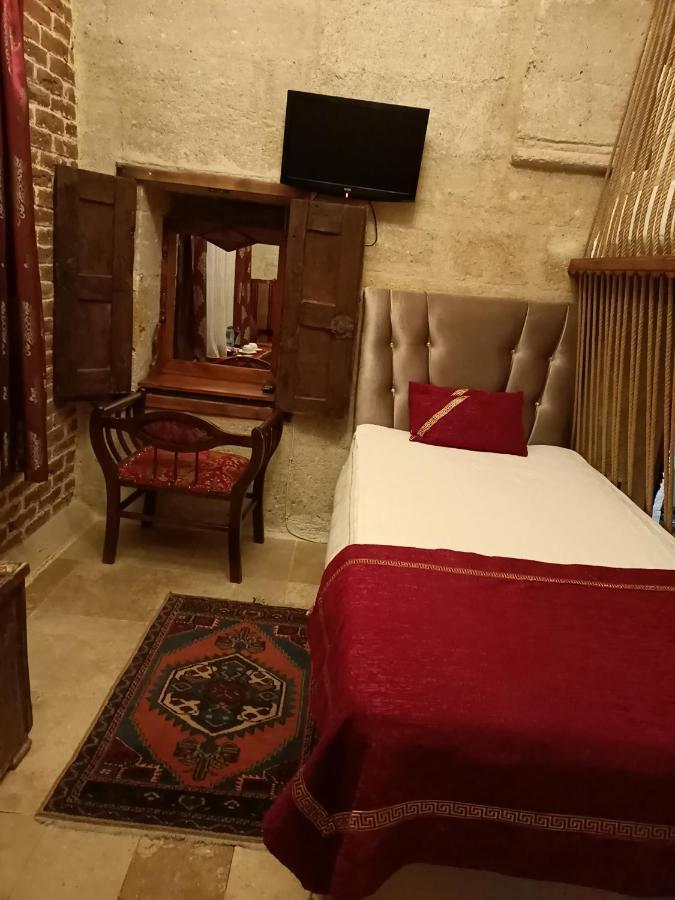 Naturels Cave House Юргюп Екстериор снимка
