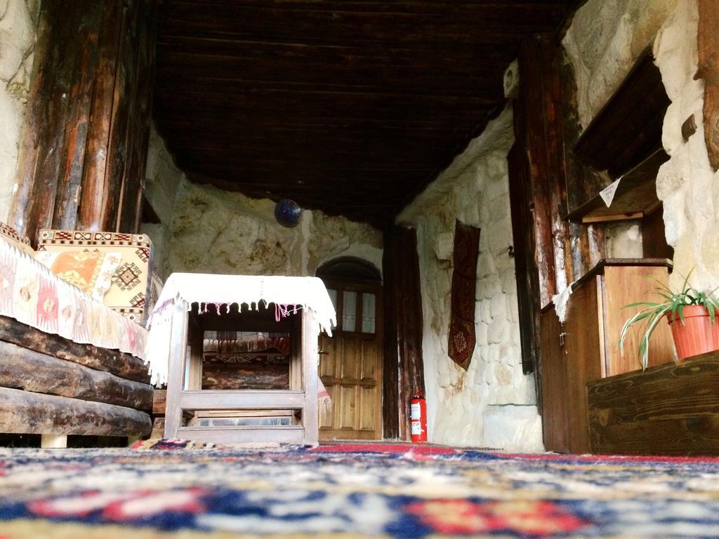 Naturels Cave House Юргюп Екстериор снимка